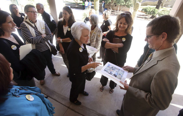 City OKs requirement for background checks